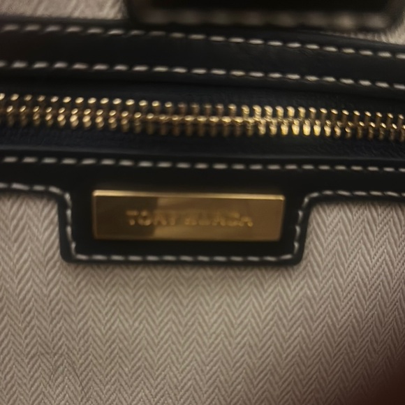 Tory Burch Tote Bag - Picture 13 of 17